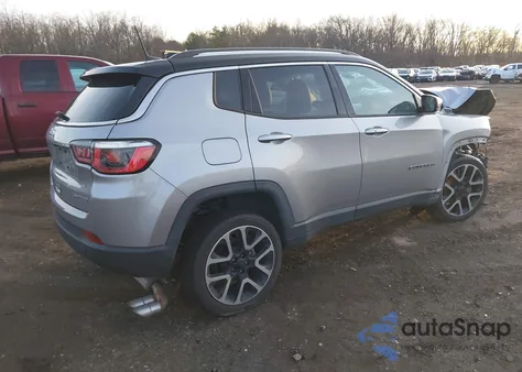 2018 Jeep Compass Limited 4X4 z USA, uszkodzony, nr VIN 3C4NJDCB6JT350700